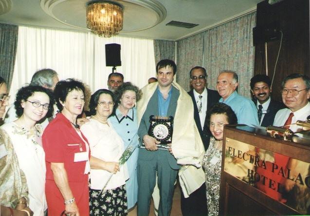 NIKOS- BRAVEVSI- INDIA - THESSALONIKI 2000